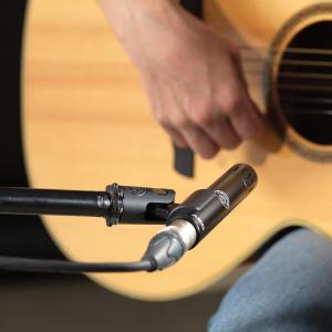 AKG C151 MICROFONO A CONDENSATORE DIAFRAMMA STRETTO