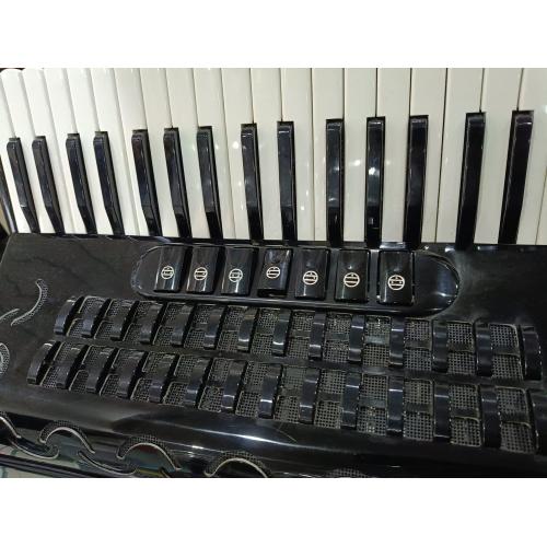 FISARMONICA 120 BASSI BUGARI ARMANDO (USATO)