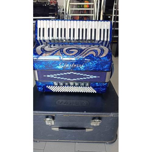 GIUSTOZZI FISARMONICA 120 BASSI 3+1 CON MIDI E MICROFONI (B-STOCK)