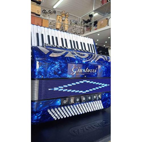 GIUSTOZZI FISARMONICA 120 BASSI 3+1 CON MIDI E MICROFONI (B-STOCK)