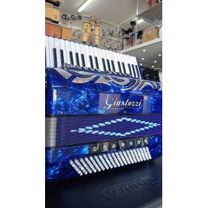 GIUSTOZZI FISARMONICA 120 BASSI 3+1 CON MIDI E MICROFONI (B-STOCK)