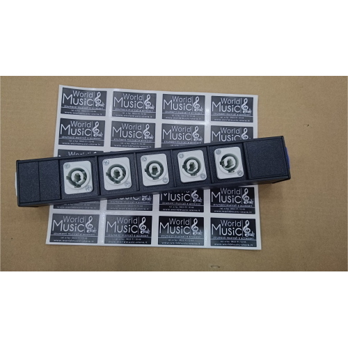 DISTRIBUTORE POWERCON CON 5 FEMMINA - 1 MASCHIO INGRESSO-1 USCITA FEMMINA